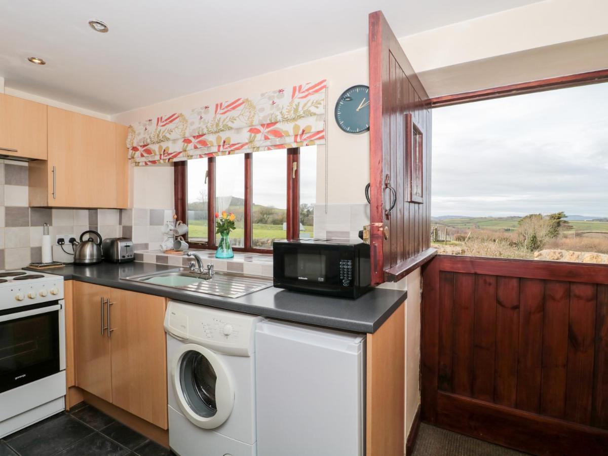 The Sty Villa Bridport Exterior photo